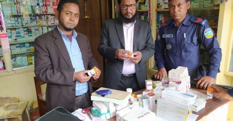 পূর্বধলায় ভ্রাম্যমান আদালতে চার ব্যবসায়ী প্রতিষ্ঠানকে জরিমানা