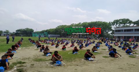 পূর্বধলায় প্রধানমন্ত্রীর উপহার হিসেবে শিশু খাদ্য বিতরণ